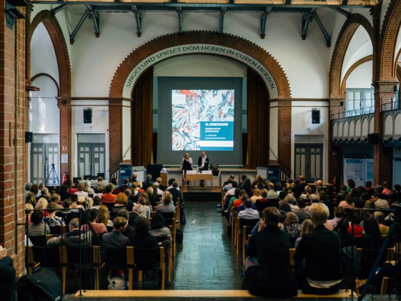 Begrüßung der Tagungspräsidenten Blick über das Publikum